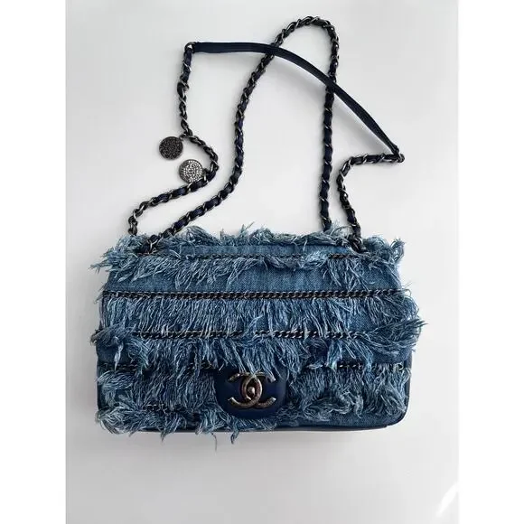 Chanel Paris-Dubai denim flap bag - Picture 2 of 12